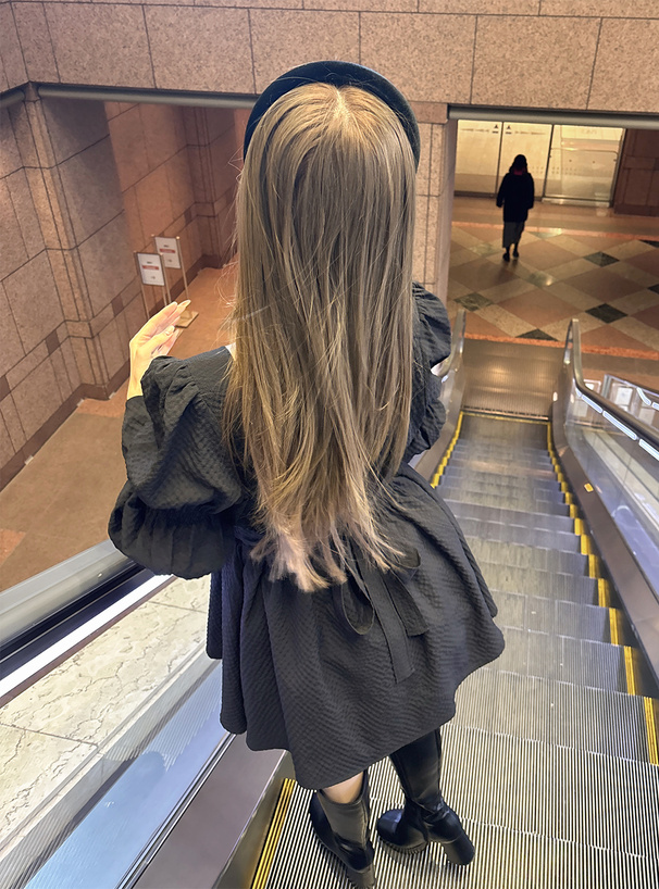 ウエストリボンパフスリーブミニワンピース