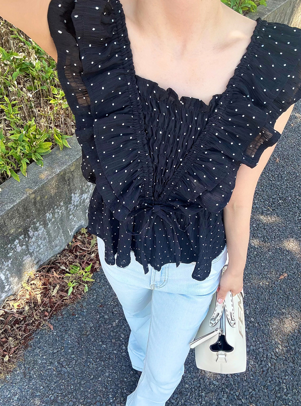 ドット柄フリルリボントップス