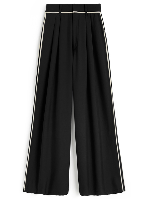 パイピングラインタックワイドパンツ