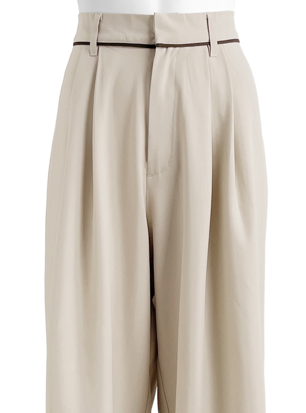 パイピングラインタックワイドパンツ