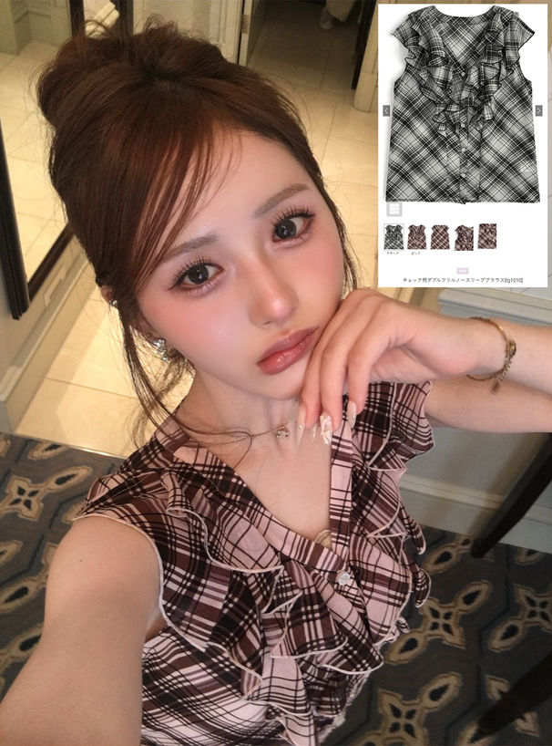 チェック柄ダブルフリルノースリーブブラウス