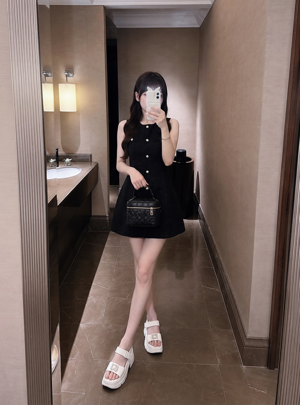 ラメツイードノースリーブミニワンピース