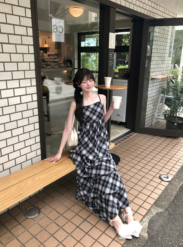 チェック柄ランダムタックキャミソールワンピース