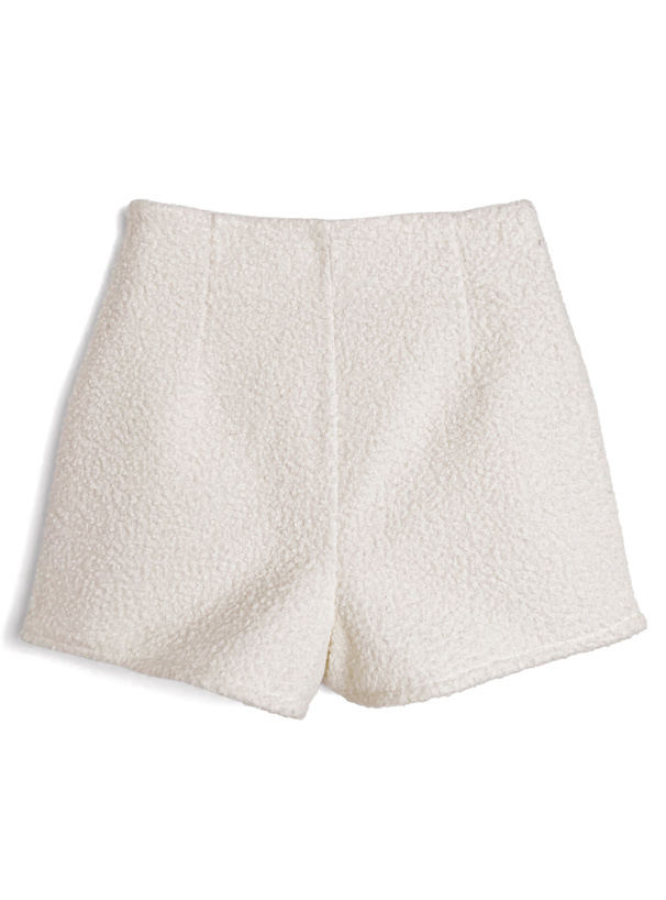 ゴールドボタンブークレショートパンツ