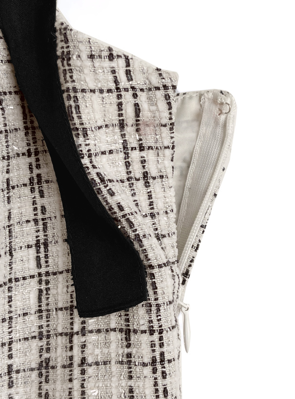 ラメツイードリボンショルダーペプラムトップス