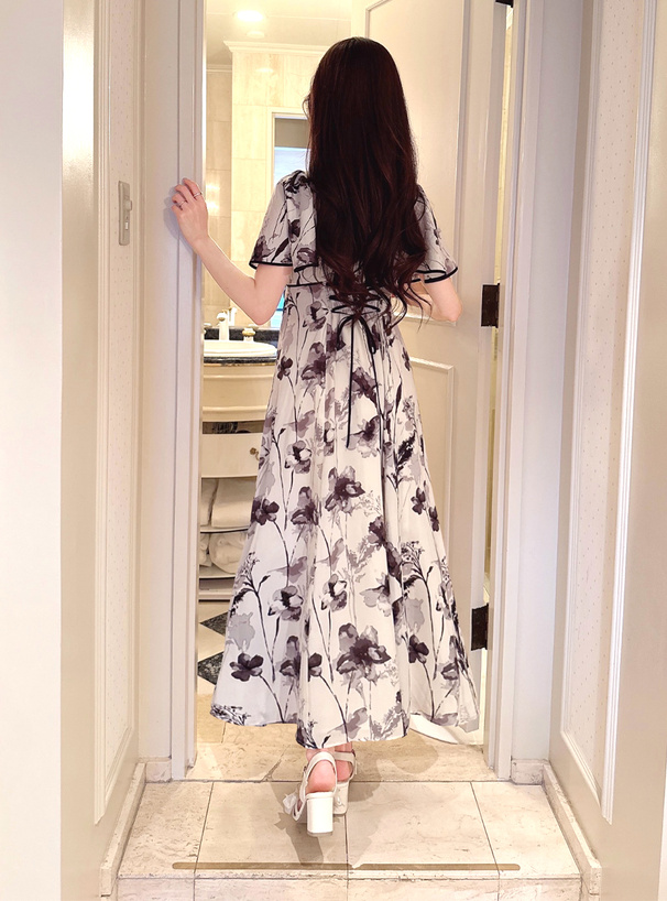 花柄パイピングバックレースアップワンピース