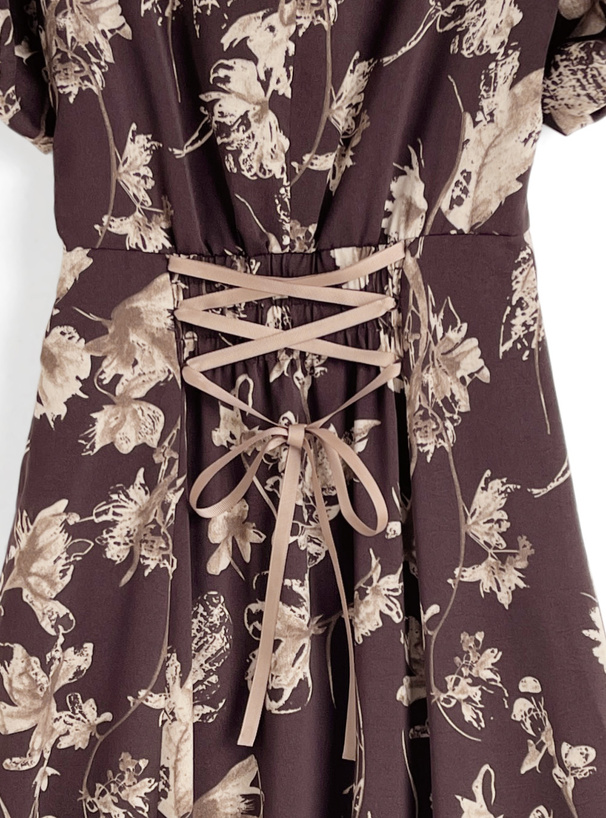 花柄バブルスリーブバックレースアップフレアワンピース