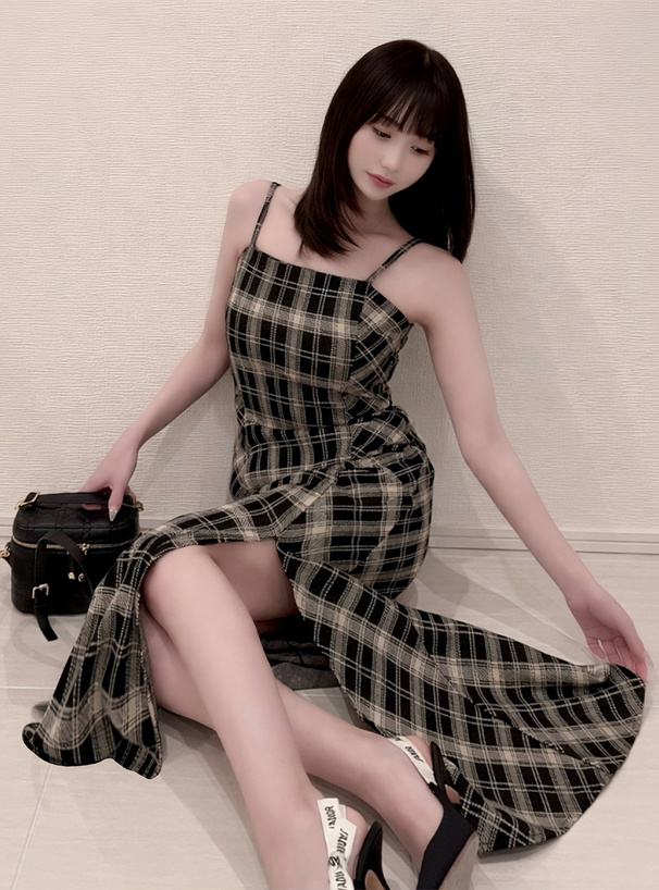 チェック柄マーメイドスリットキャミソールワンピース