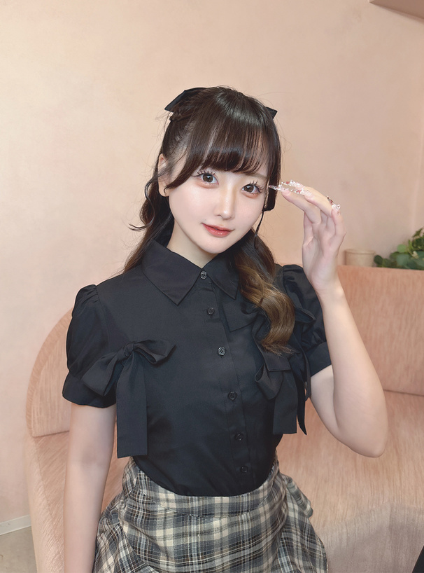 リボンパフスリーブブラウス