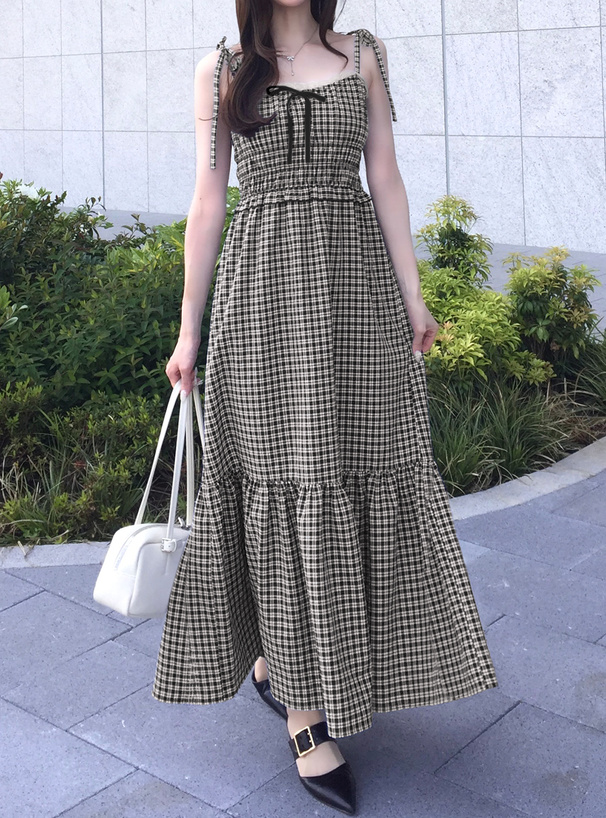 チェック柄ショルダーリボンシャーリングキャミソールワンピース