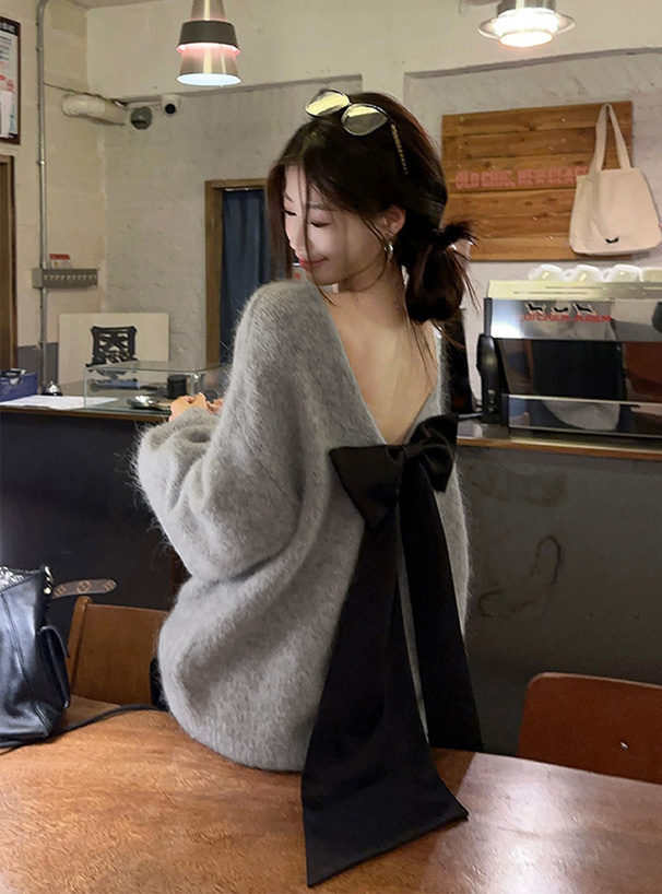 バックオープンリボンニットトップス