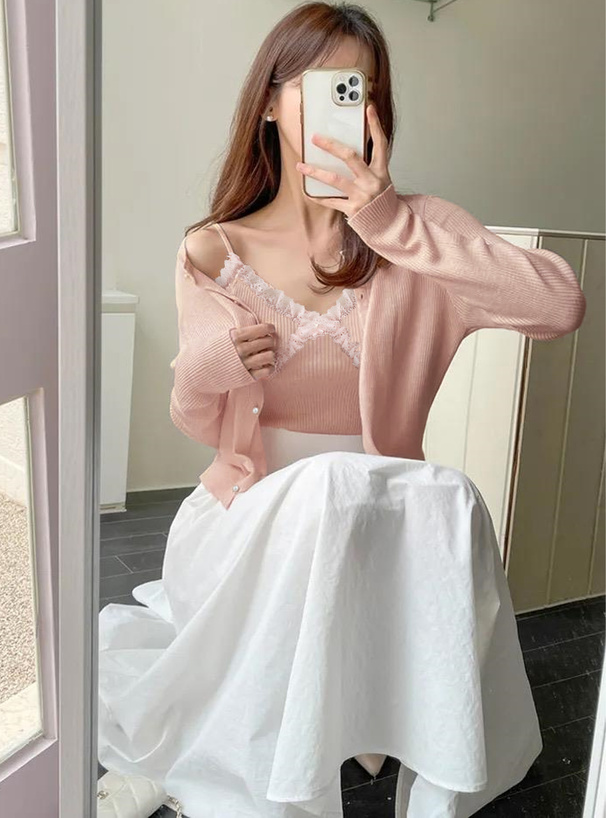 カーディガン×レースキャミソールニットアンサンブル