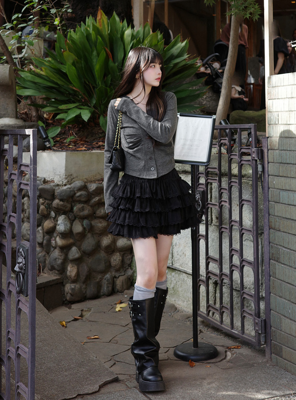 オープンカラーフロントギャザートップス