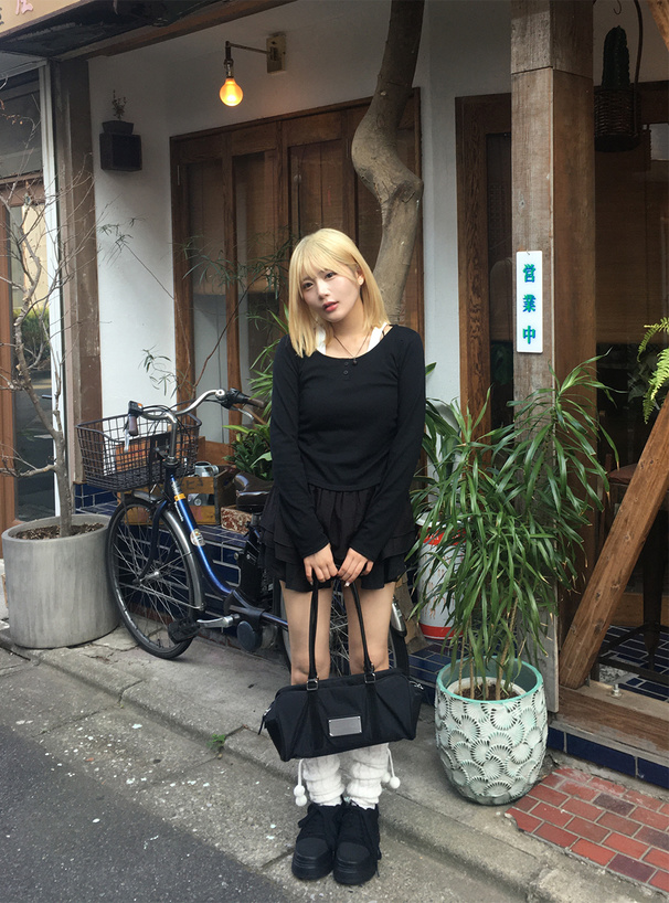 レイヤード風ティアードフリルチュニック