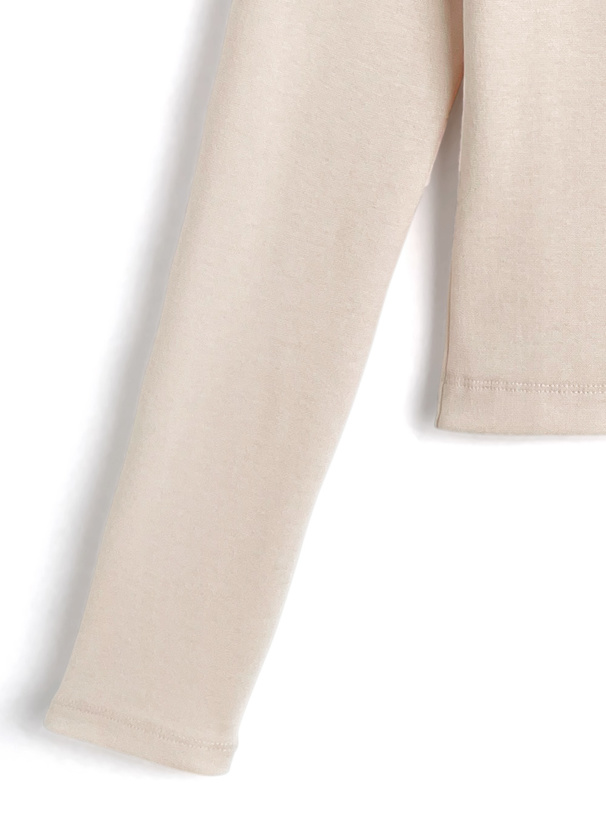 Vネックロゴ刺繍トップス