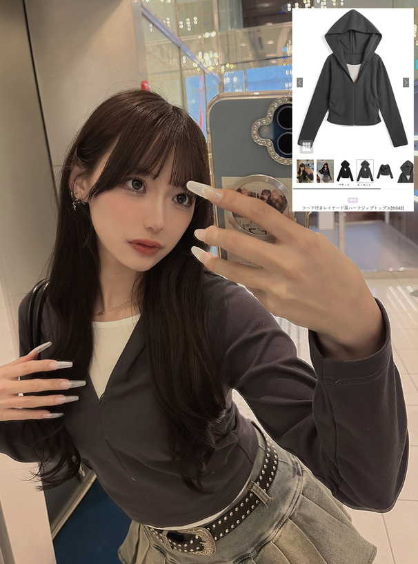フード付きレイヤード風ハーフジップトップス