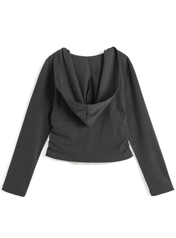 フード付きレイヤード風ハーフジップトップス