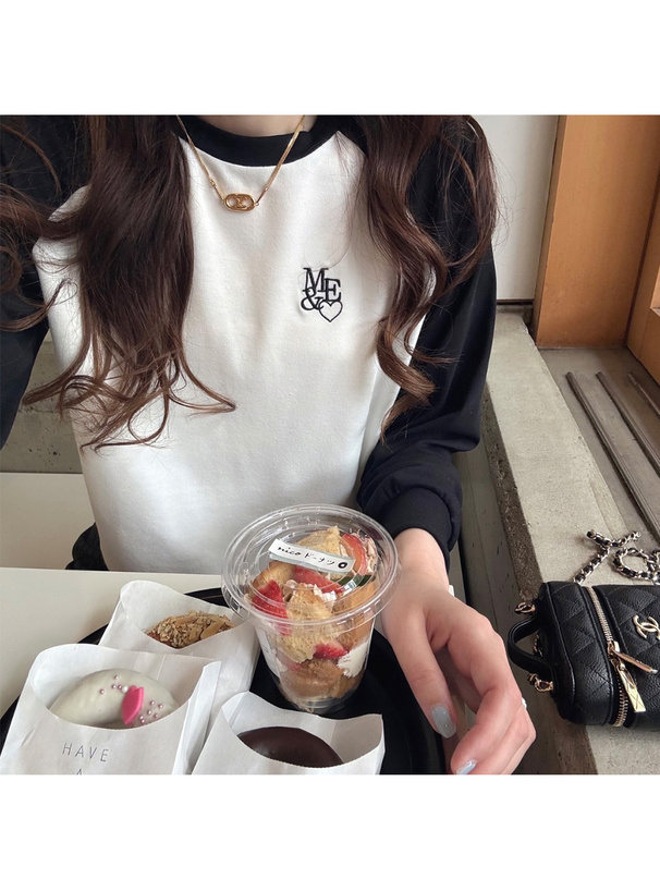 配色ラグランロゴ刺繍ロンT