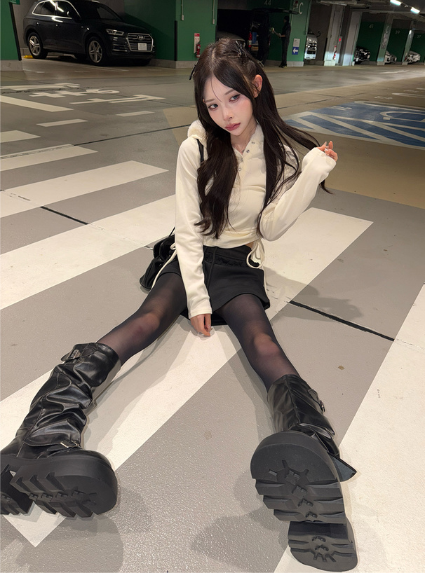 ファーフードサイドドロストトップス
