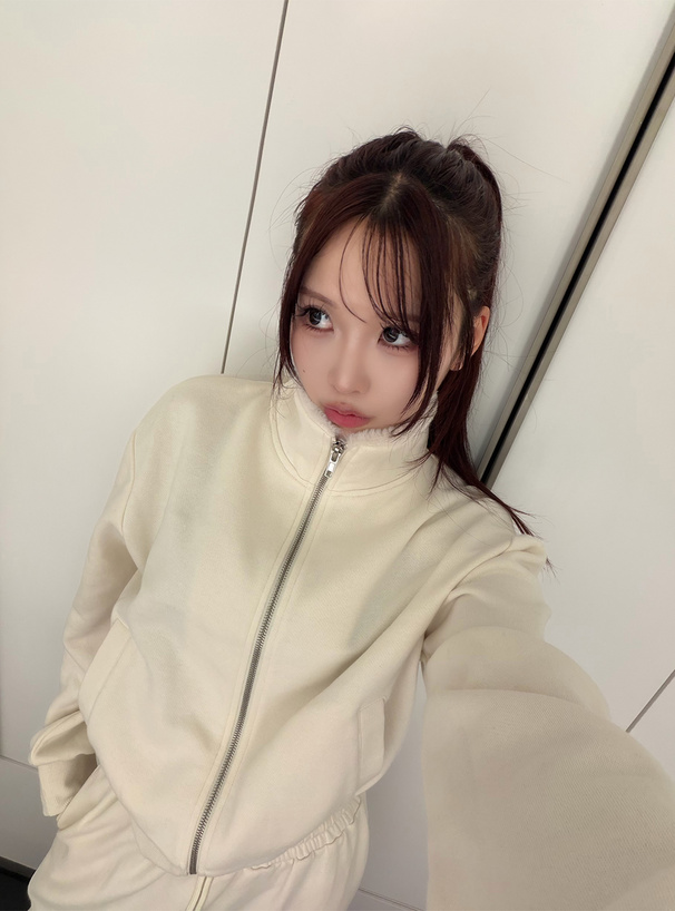 ファーラインダブルジップトップス×ワイドパンツスウェットセットアップ