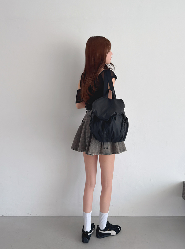 フラップミニリュック