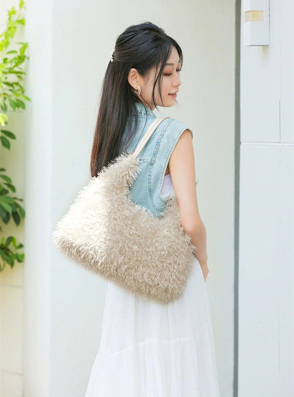 フリンジボアハンドバッグ