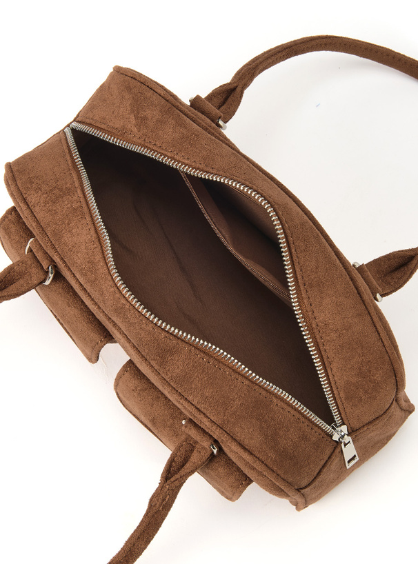 スエードポケットボストンバッグ