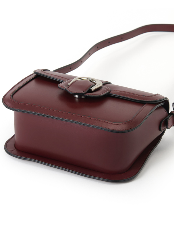 ベルトフラップショルダーバッグ