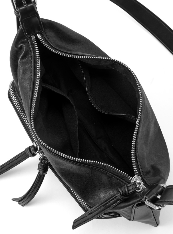 レザーショルダーバッグ