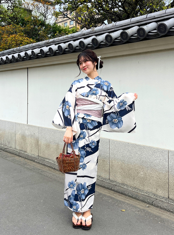 花柄巾着付きかごバッグ