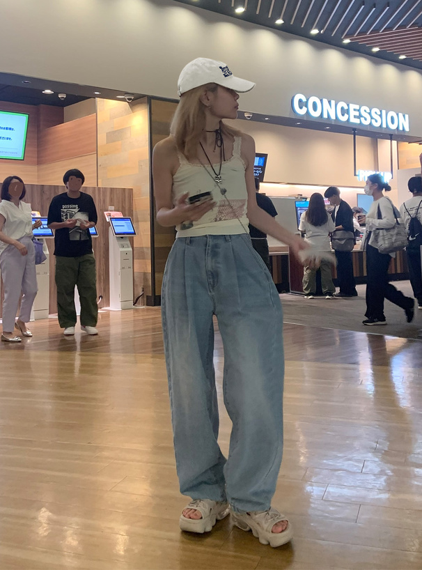 ロゴ刺繍キャップ