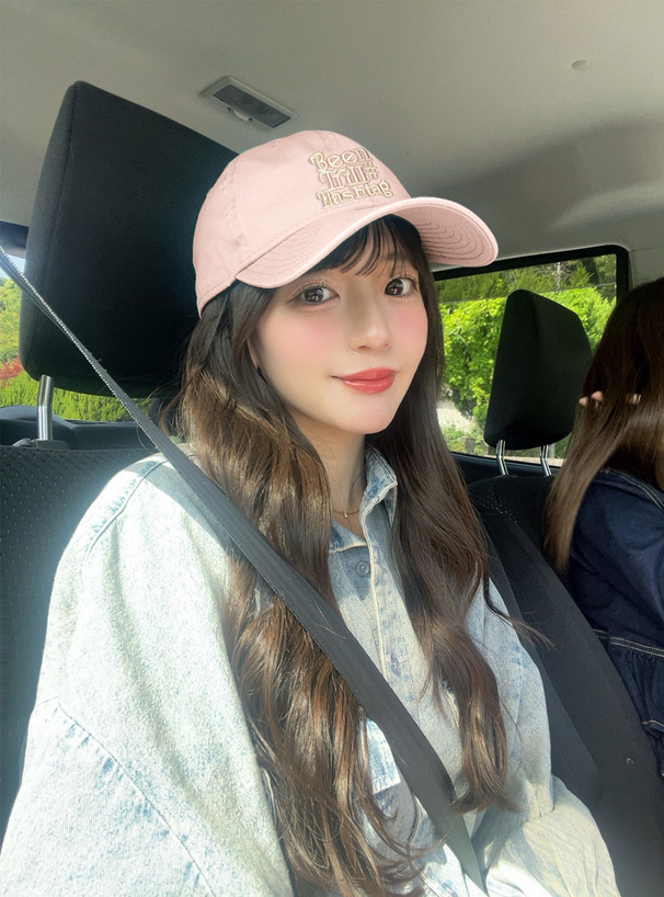 ロゴ刺繍キャップ