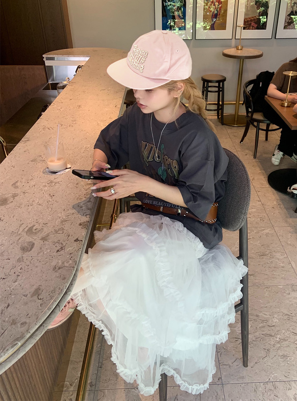 ロゴ刺繍キャップ