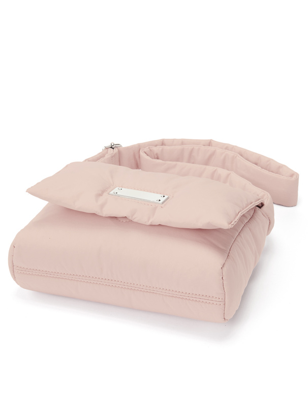 プレート中綿ダウンショルダーバッグ