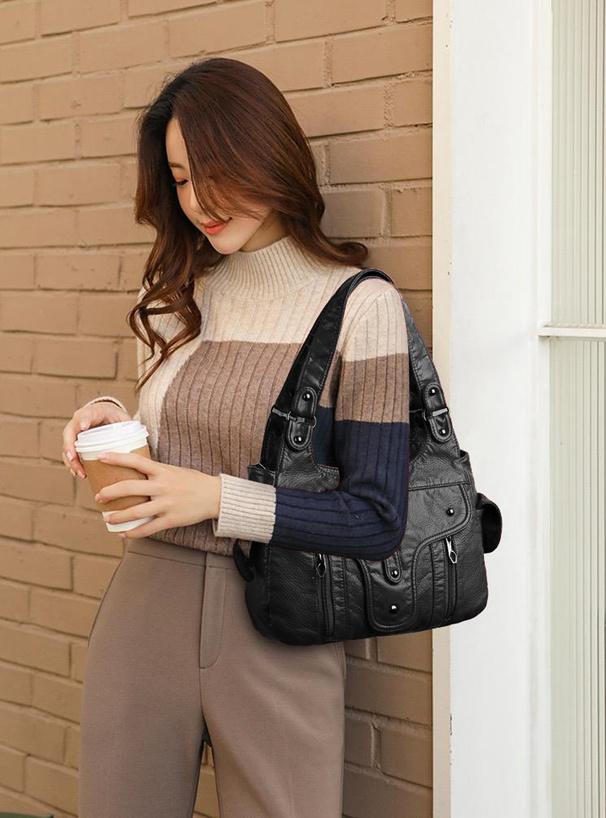 レザーショルダーバッグ