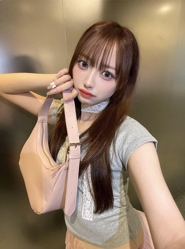 ハーフムーンワンハンドルバッグ