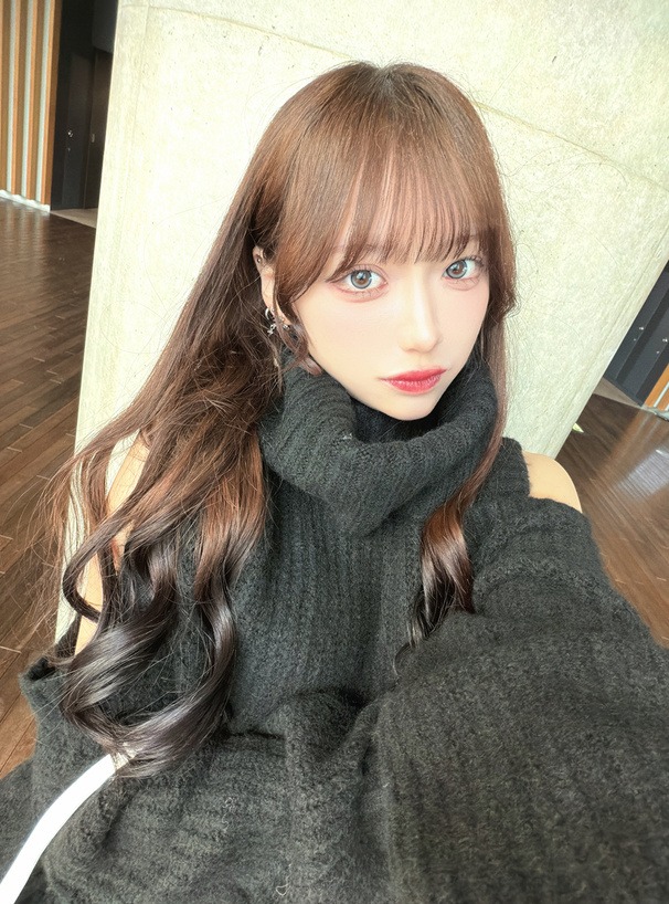 ショルダーオープンハイネックニットトップス