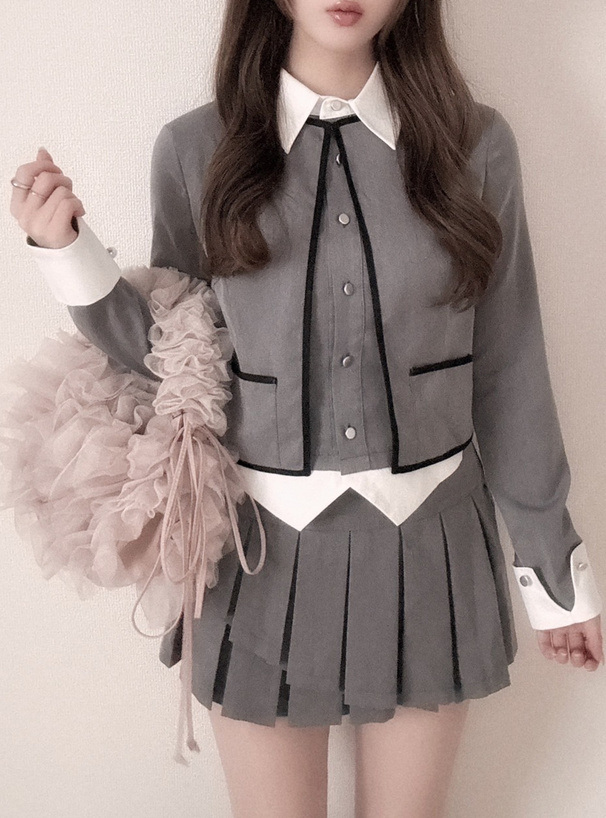 レイヤード風ジャケットxプリーツミニスカートセットアップ