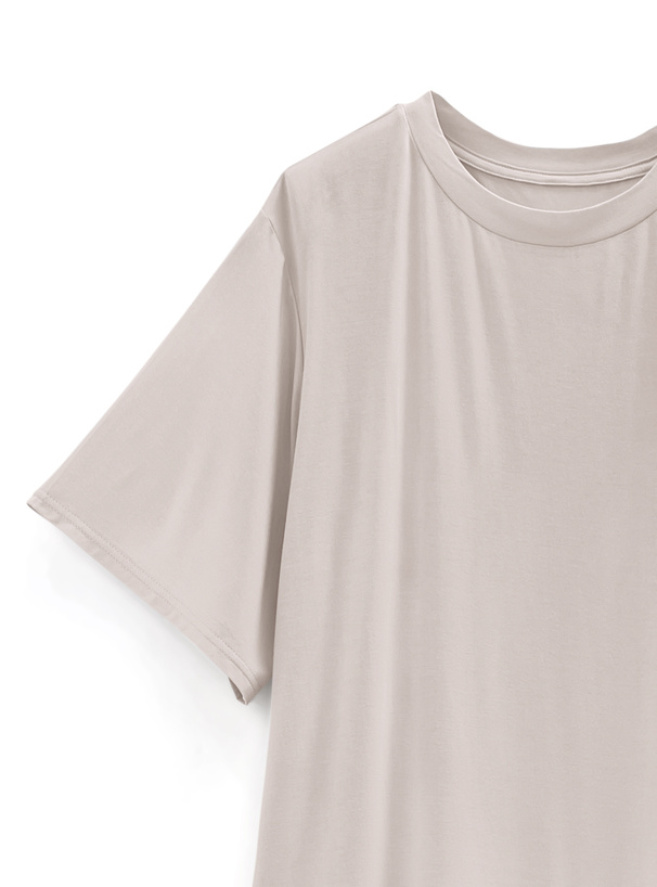 Tシャツ×ショートパンツセットアップ