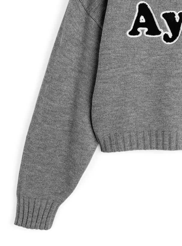 サガラ刺繍ロゴニットトップス[tu1632] | レディースファッション通販