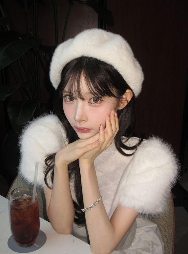 アーガイルチェック柄ファースリーブニットトップス