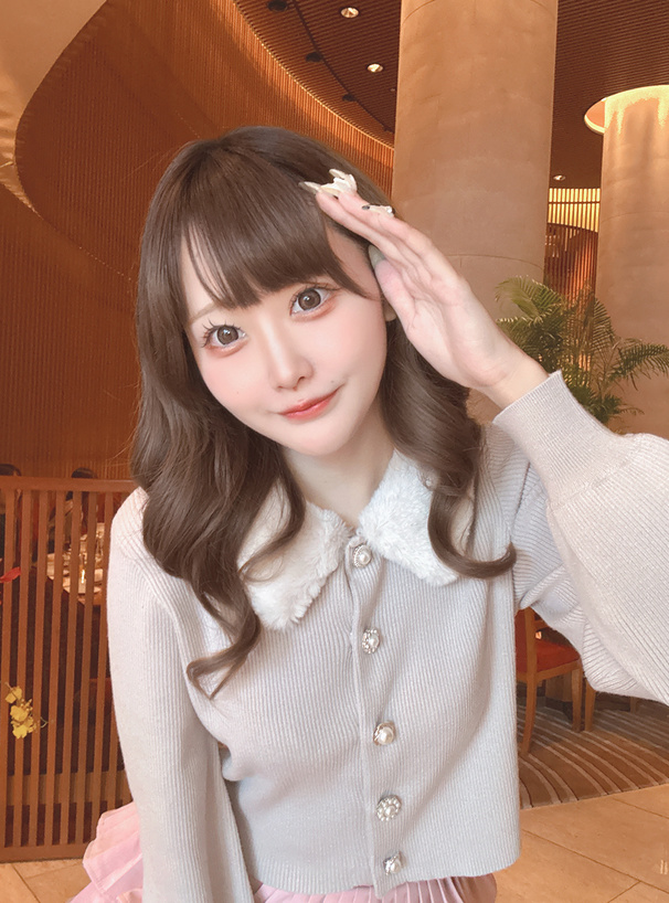 ファーティペット付きアソートボタンカーディガン