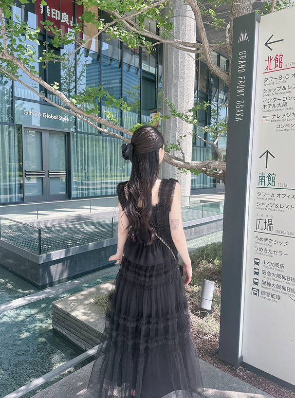 チュールフリルティアードワンピース