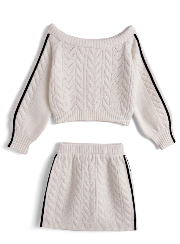 ケーブル編みライントップス×タイトミニスカートニットセットアップ