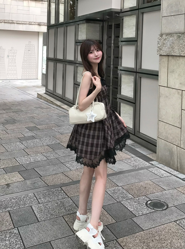 チェック柄レースリボンイレヘムキャミワンピース