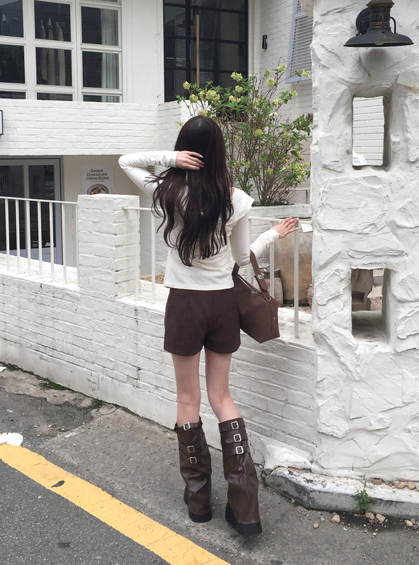 スエードハイウエストショートパンツ