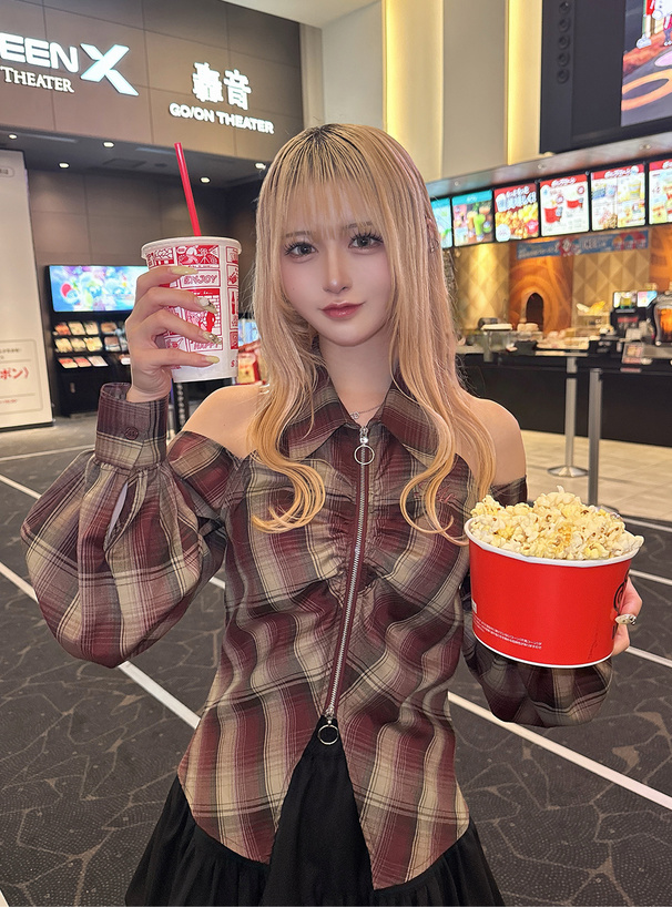 チェック柄オープンショルダージップブラウス