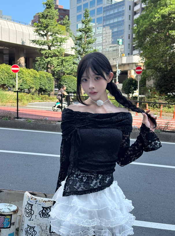 オフショルトップス Square gyda エンボス オフショル トップス[品番：MKSW0059346