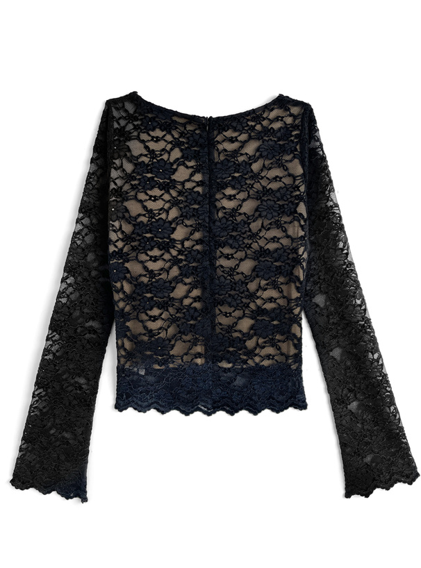 カップ付きVネックレーストップス