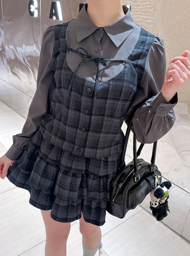 チェック柄ドッキングトップス×ティアードミニスカートセットアップ